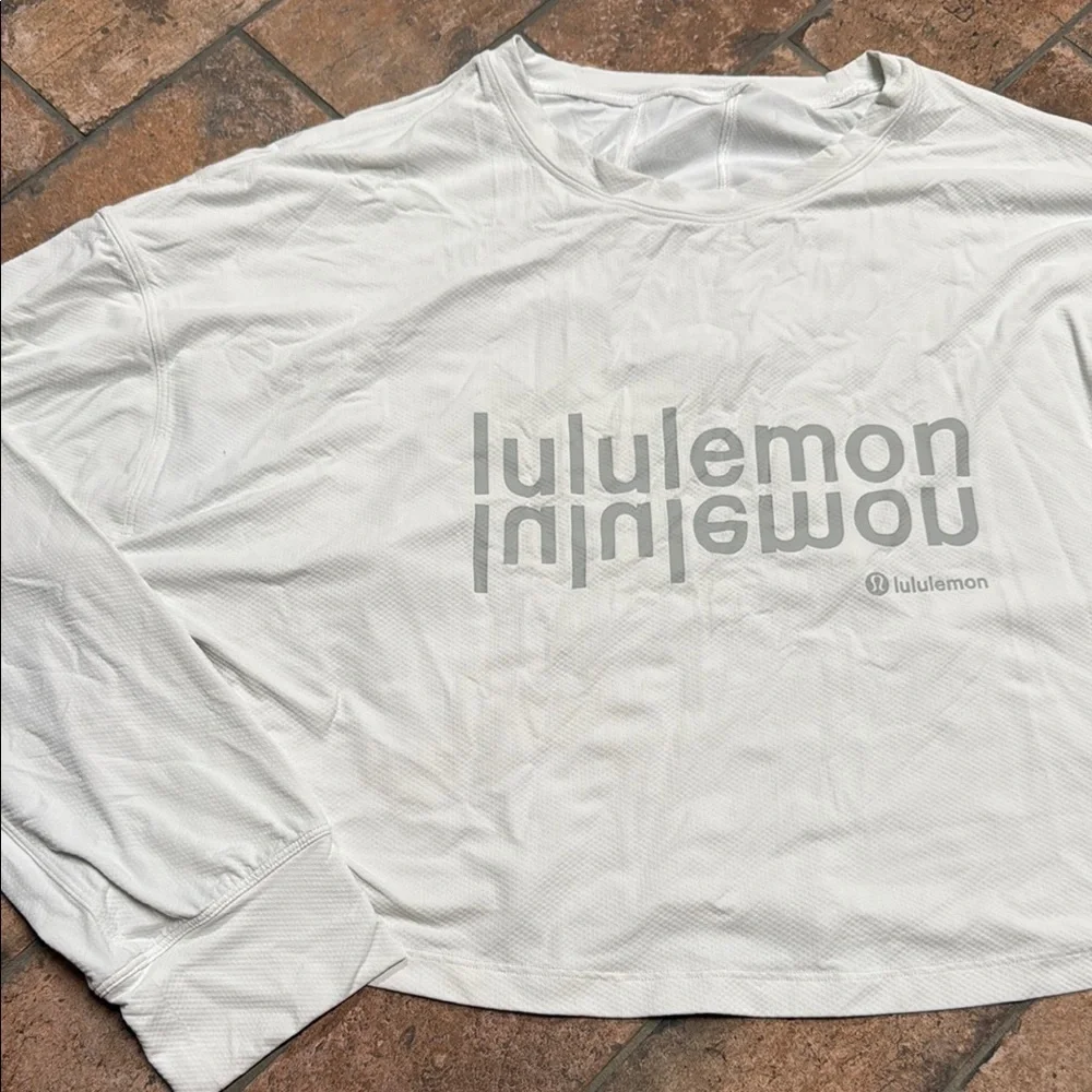 Lululemon Muscle Love Long Sleeve Shirt - Picture 5 of 6